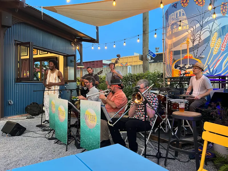 Sunny Side Jazz Band