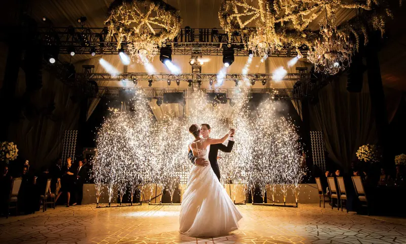 Afterhours Music - Chicago Wedding DJ and Lighting