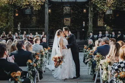LUXLUF Florist, wedding florist in New York, NY