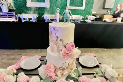 Alona’s Caketots, wedding cake baker in San Diego, CA